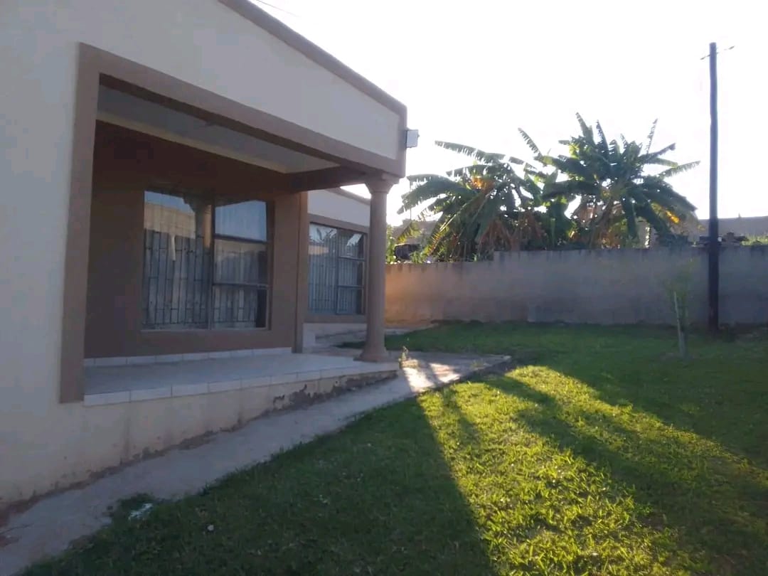 Available Rooms to Rent - Msholozi