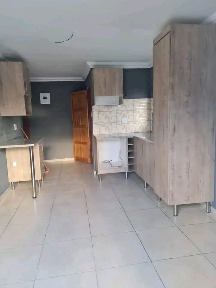 Bachelor Unit - Kanyamazane