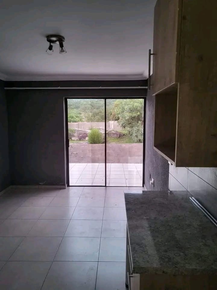 Bachelor Unit - Kanyamazane
